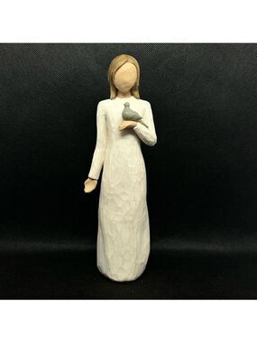 New in box Willow Tree Peace figurine